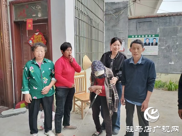 新蔡縣佛閣寺鎮：警民攜手助走失婆媳與家人團聚